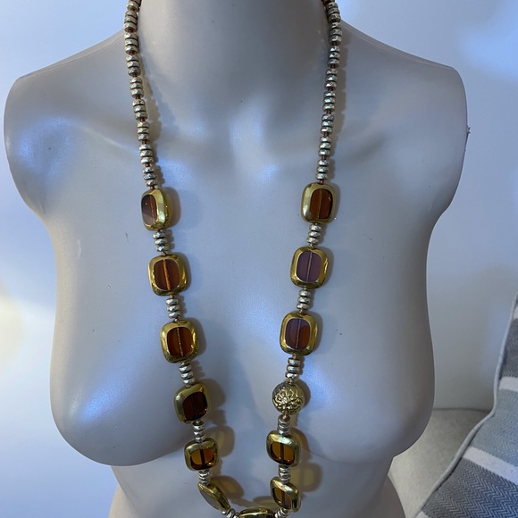 LC Statement Necklace33 in. Gold beads with large square beads - Picture 2 of 8